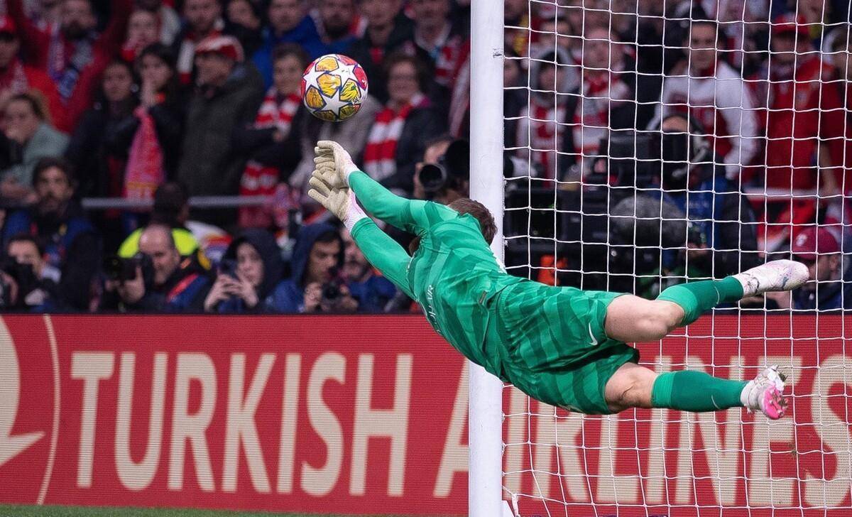 马德里竞技突破重围，挺进决赛阶段