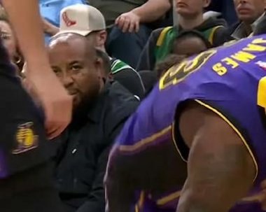 凯尔特人与湖人激战，以比险胜